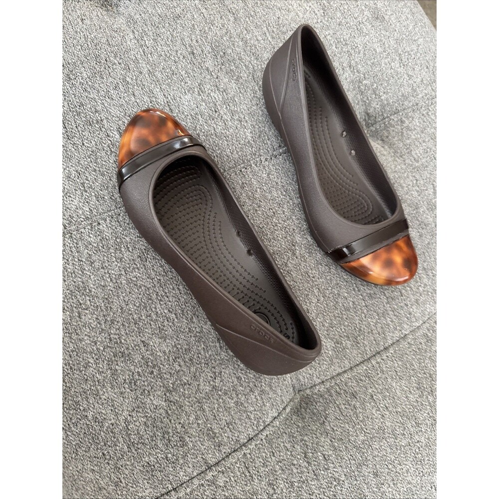 Crocs Gianna Alice Tortoise Shell Womens 6 Brown Cap Toe Ballet Flats Casual - Picture 7 of 16